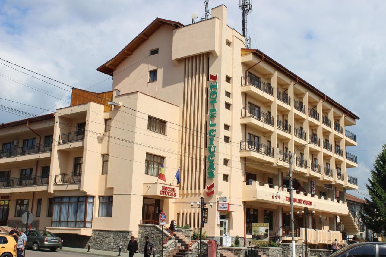 Отель Hotel Ciucas Вэлени-де-Мунте-4